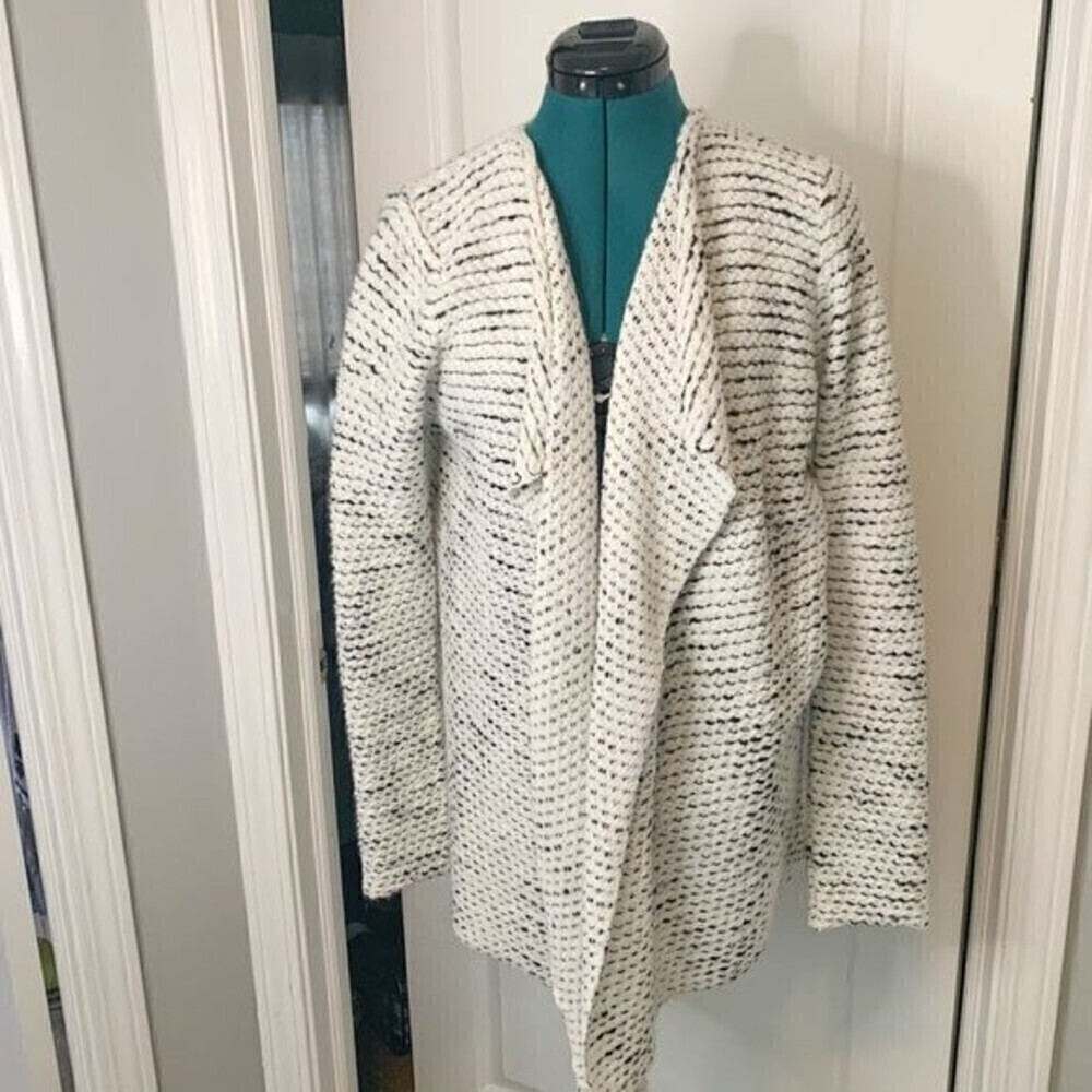 Charming Charlie NWT Draped Open Knit Waterfall Textured Career Sweater Blazer